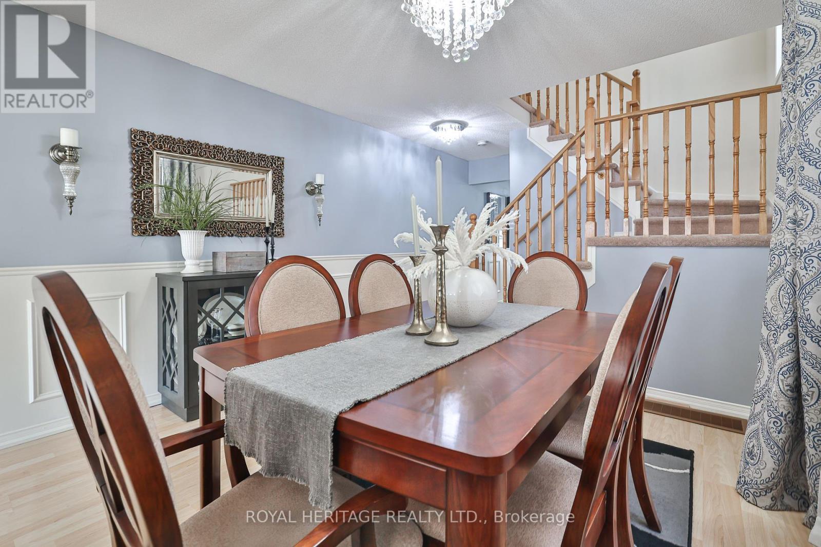












28 CHASTON ROAD

,
Ajax (Central East),




Ontario
L1Z0M6


