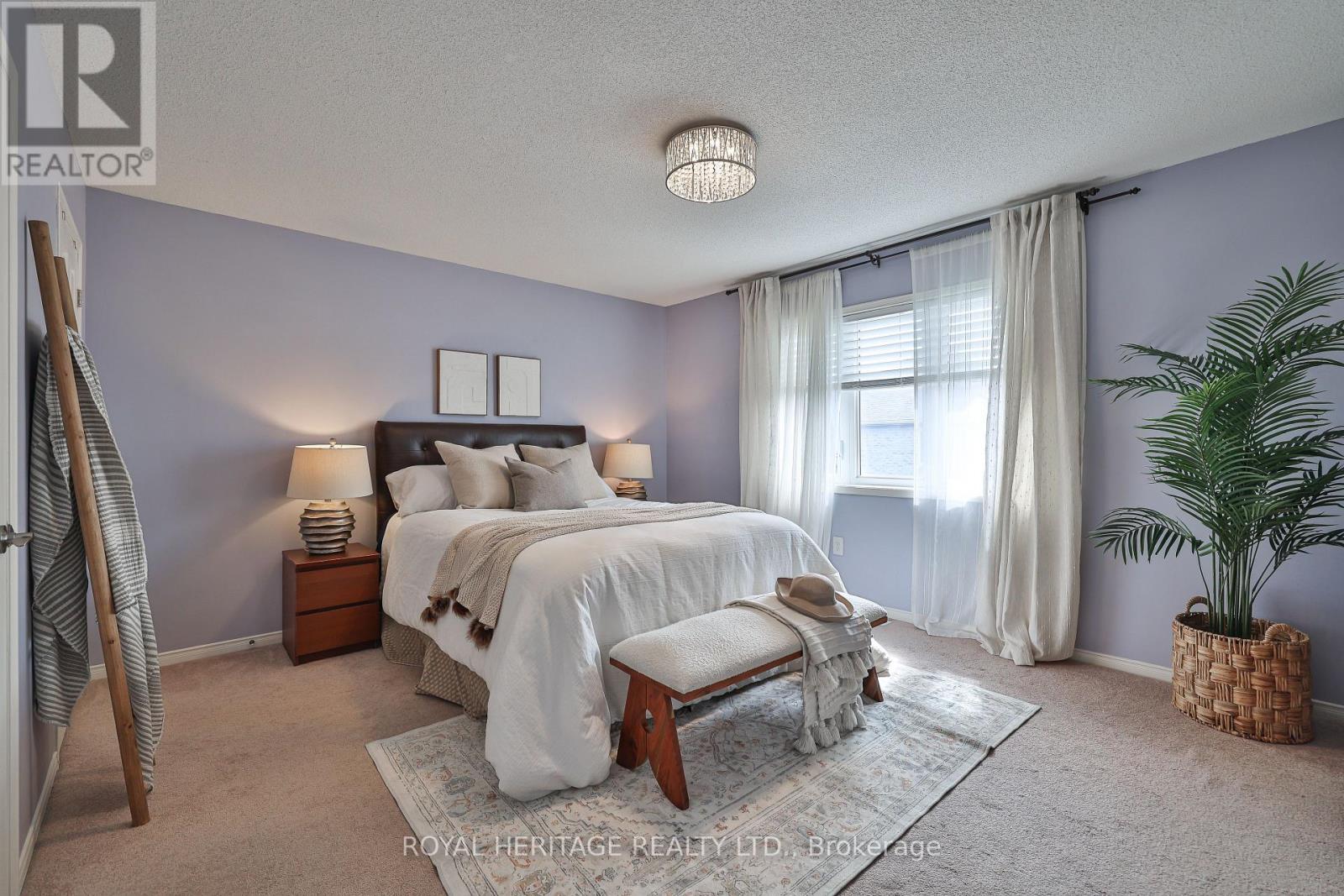












28 CHASTON ROAD

,
Ajax (Central East),




Ontario
L1Z0M6

