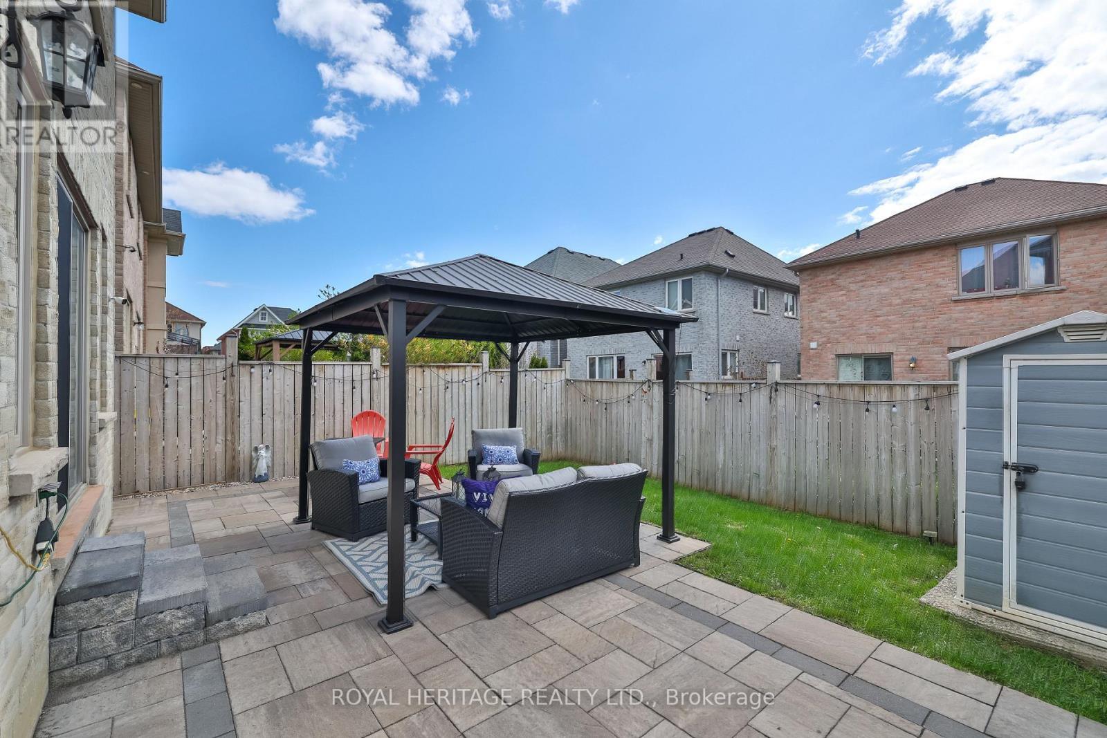 












28 CHASTON ROAD

,
Ajax (Central East),




Ontario
L1Z0M6

