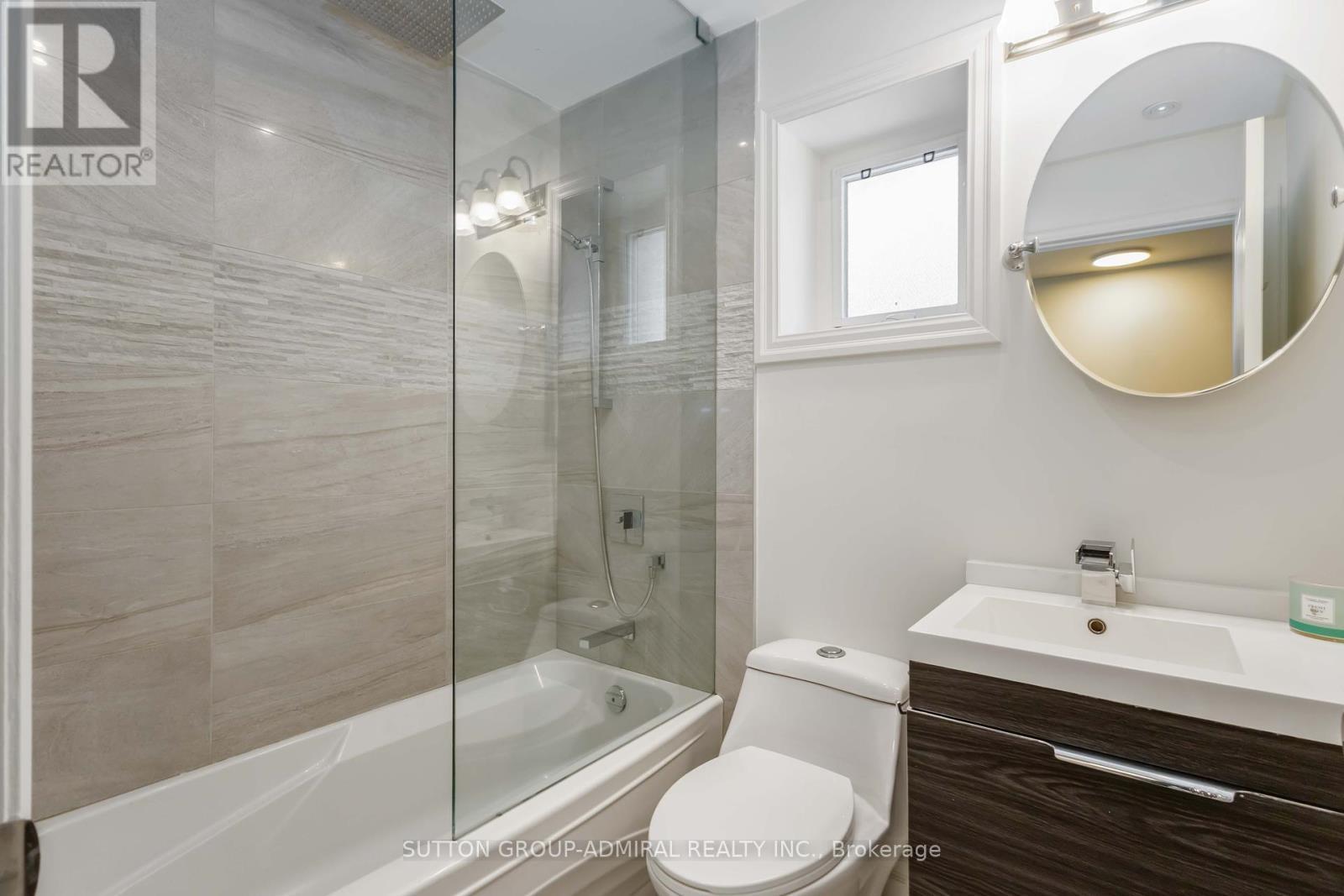 












235 BAIN AVENUE

,
Toronto (North Riverdale),




Ontario
M4K1G2

