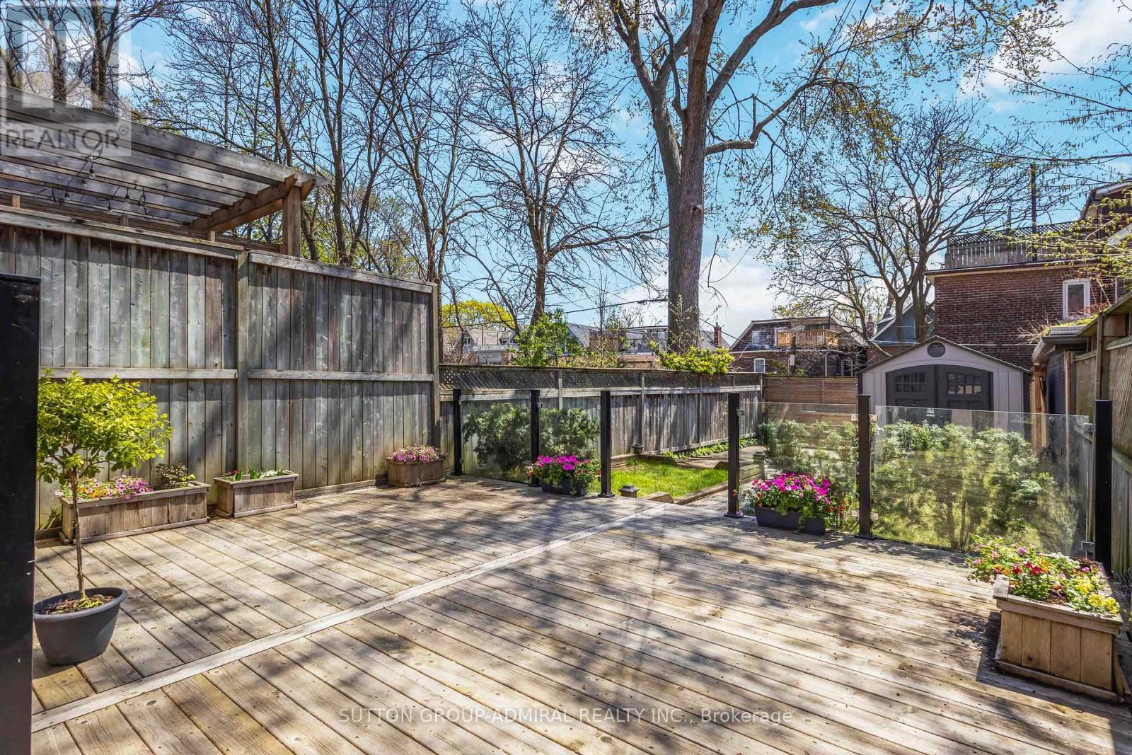 












235 BAIN AVENUE

,
Toronto (North Riverdale),




Ontario
M4K1G2

