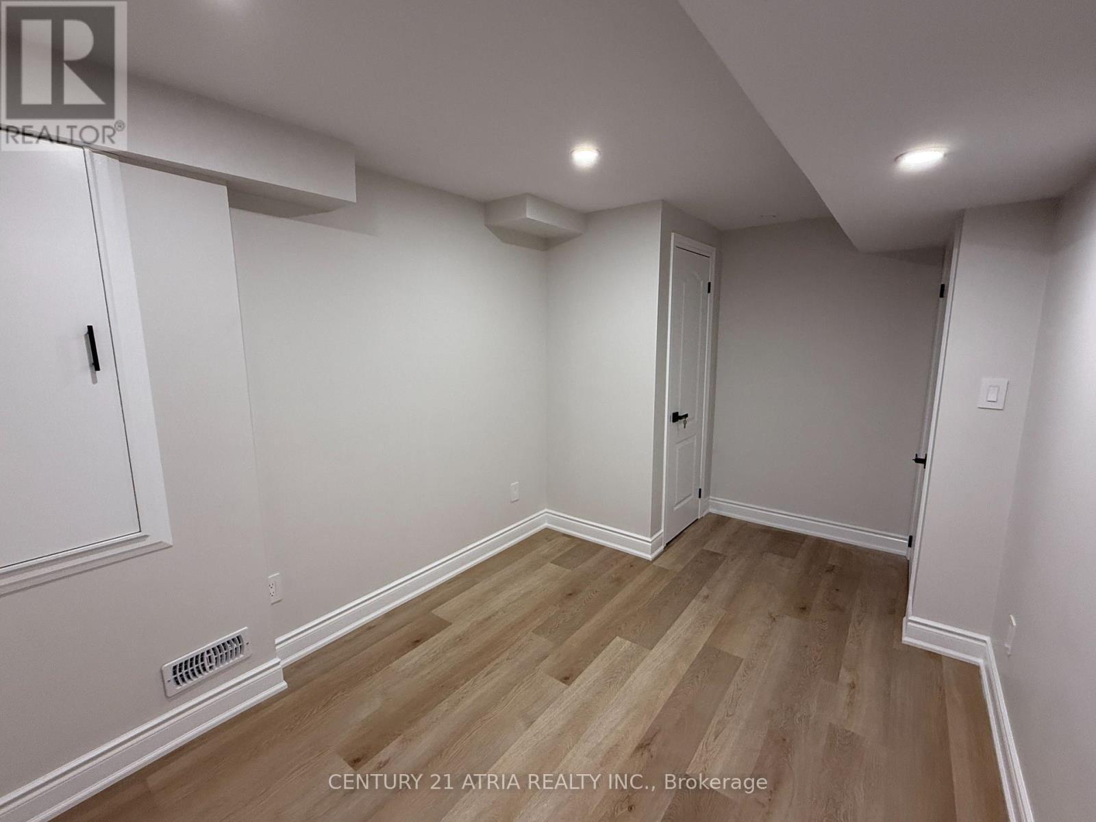 












BSMT - 2585 SECRETO DRIVE

,
Oshawa (Windfields),




Ontario
L1H7K4

