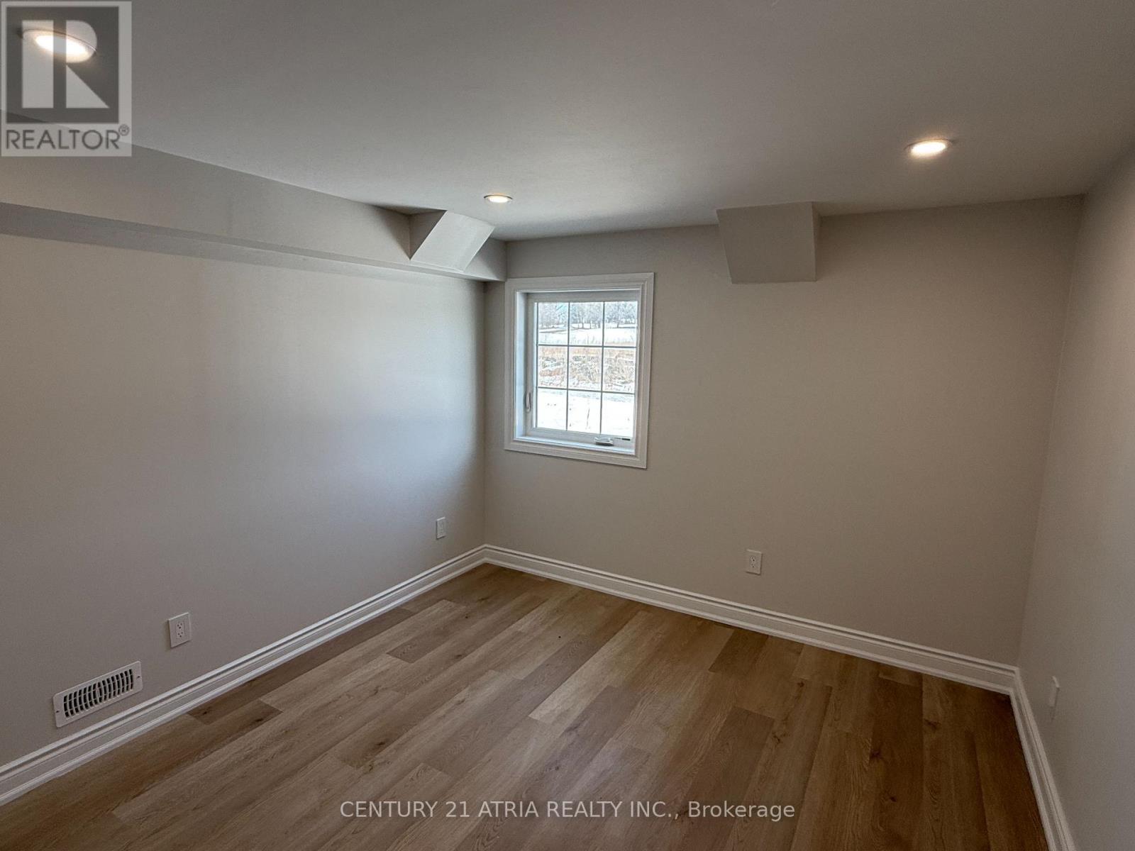 












BSMT - 2585 SECRETO DRIVE

,
Oshawa (Windfields),




Ontario
L1H7K4


