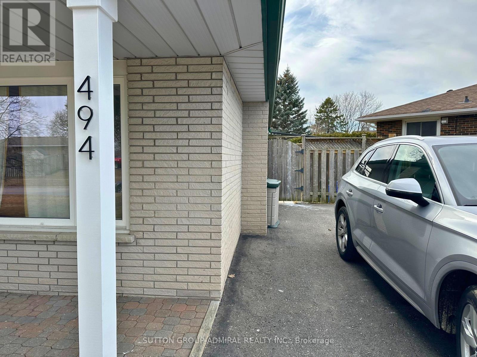












494 OSHAWA BOULEVARD

,
Oshawa (O'Neill),




Ontario
L1G5T5

