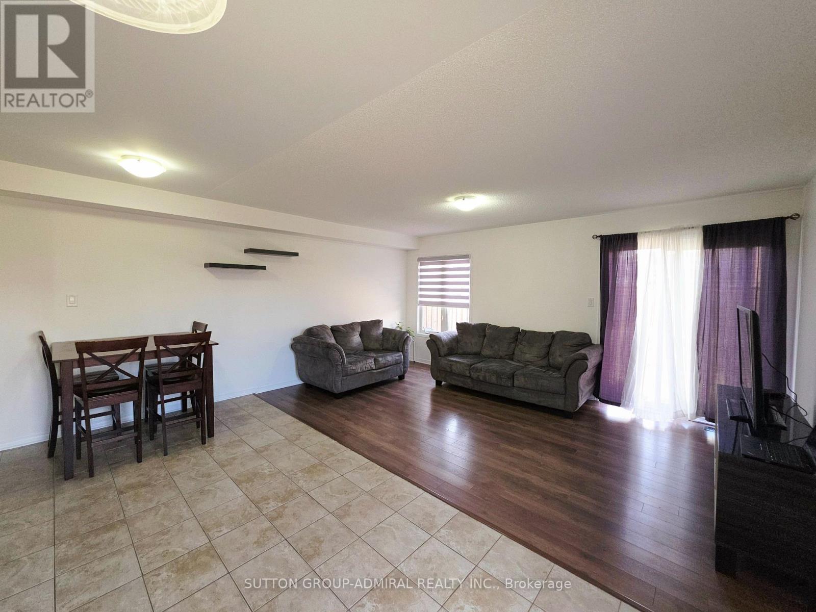 












1113 SCHOOLING DRIVE

,
Oshawa (Taunton),




Ontario
L1H7K5

