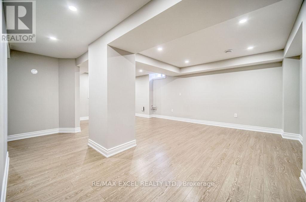 












1619 AMBERLEA ROAD

,
Pickering (Amberlea),




Ontario
L1V5P3

