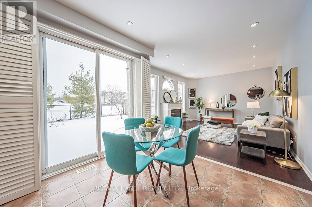 












3 HEADON AVENUE

,
Ajax (Central East),




Ontario
L1Z1R4

