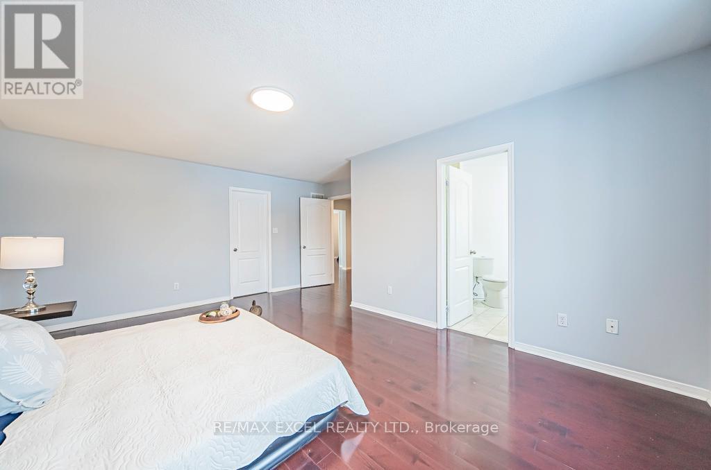 












3 HEADON AVENUE

,
Ajax (Central East),




Ontario
L1Z1R4

