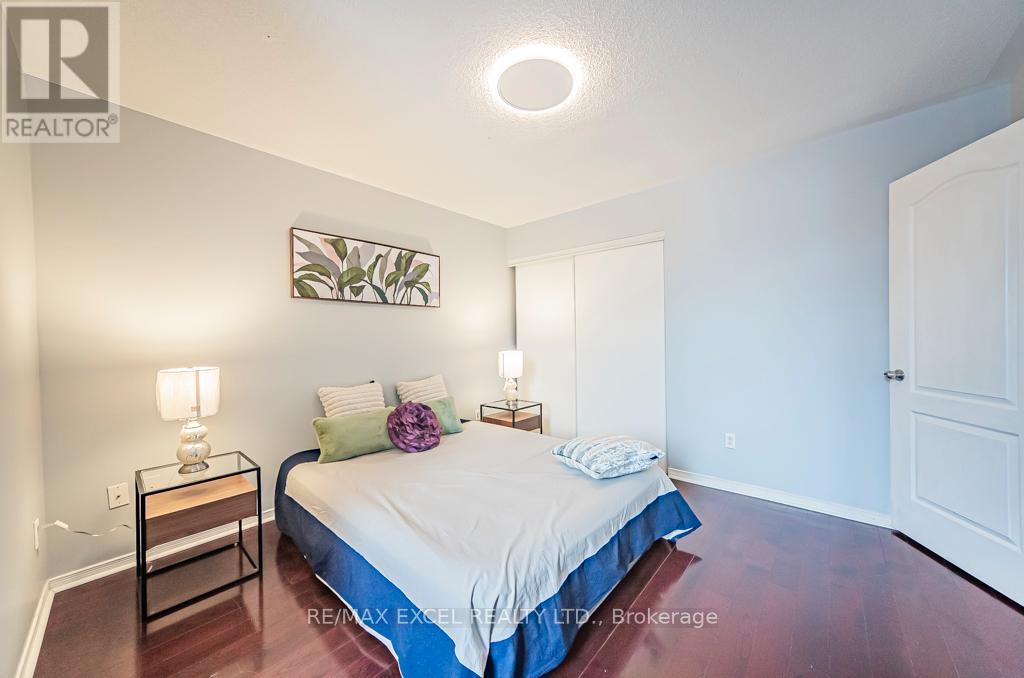 












3 HEADON AVENUE

,
Ajax (Central East),




Ontario
L1Z1R4

