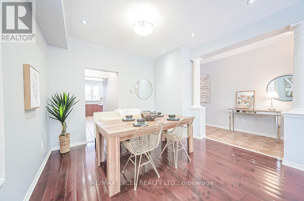 












3 HEADON AVENUE

,
Ajax (Central East),




Ontario
L1Z1R4

