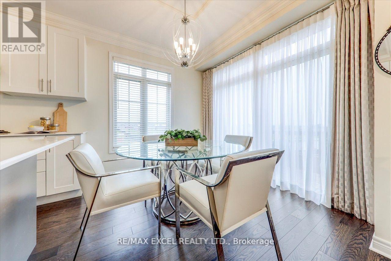 












1063 SKYRIDGE BOULEVARD

,
Pickering,




Ontario
L1X0G5

