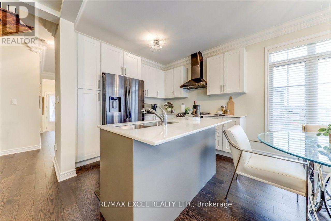 












1063 SKYRIDGE BOULEVARD

,
Pickering,




Ontario
L1X0G5

