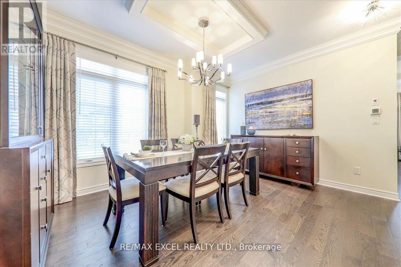 












1063 SKYRIDGE BOULEVARD

,
Pickering,




Ontario
L1X0G5

