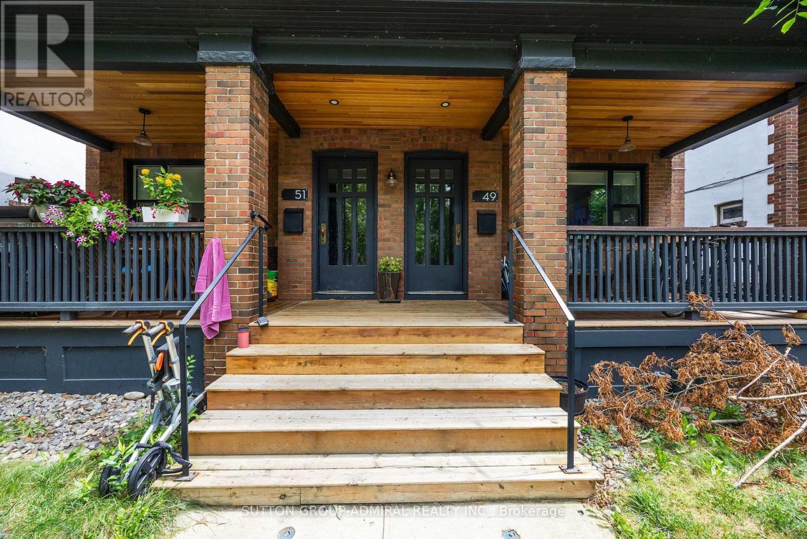 












49 & 51 WINEVA AVENUE

,
Toronto (The Beaches),




Ontario
M4E2T1


