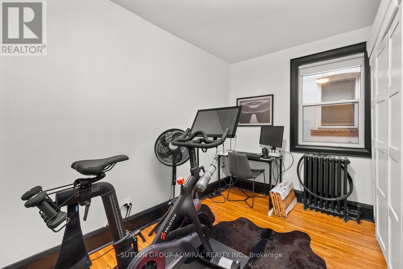 












49 & 51 WINEVA AVENUE

,
Toronto (The Beaches),




Ontario
M4E2T1

