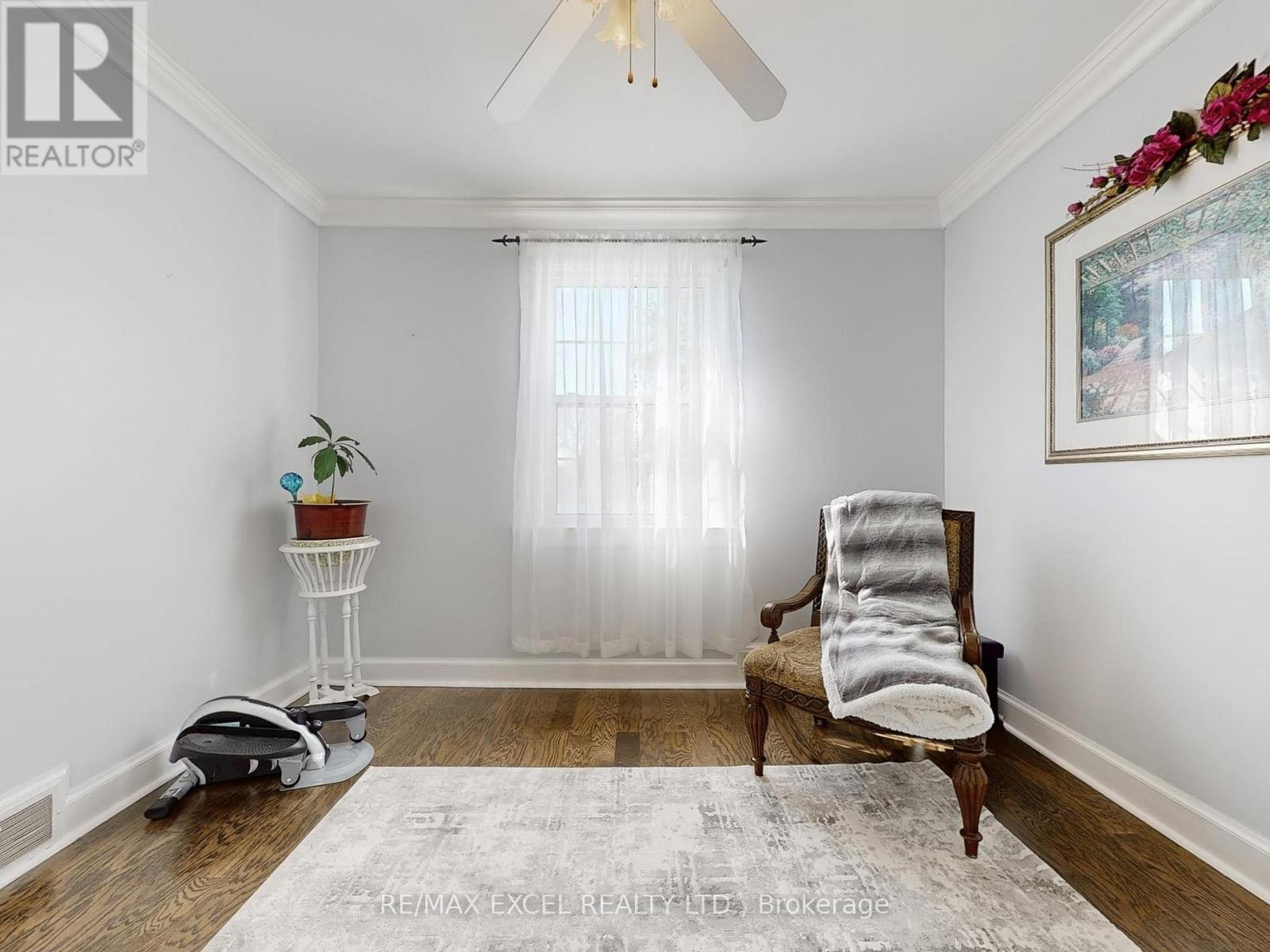 












341 RICHMOND STREET

,
Oshawa (O'Neill),




Ontario
L1G1E8

