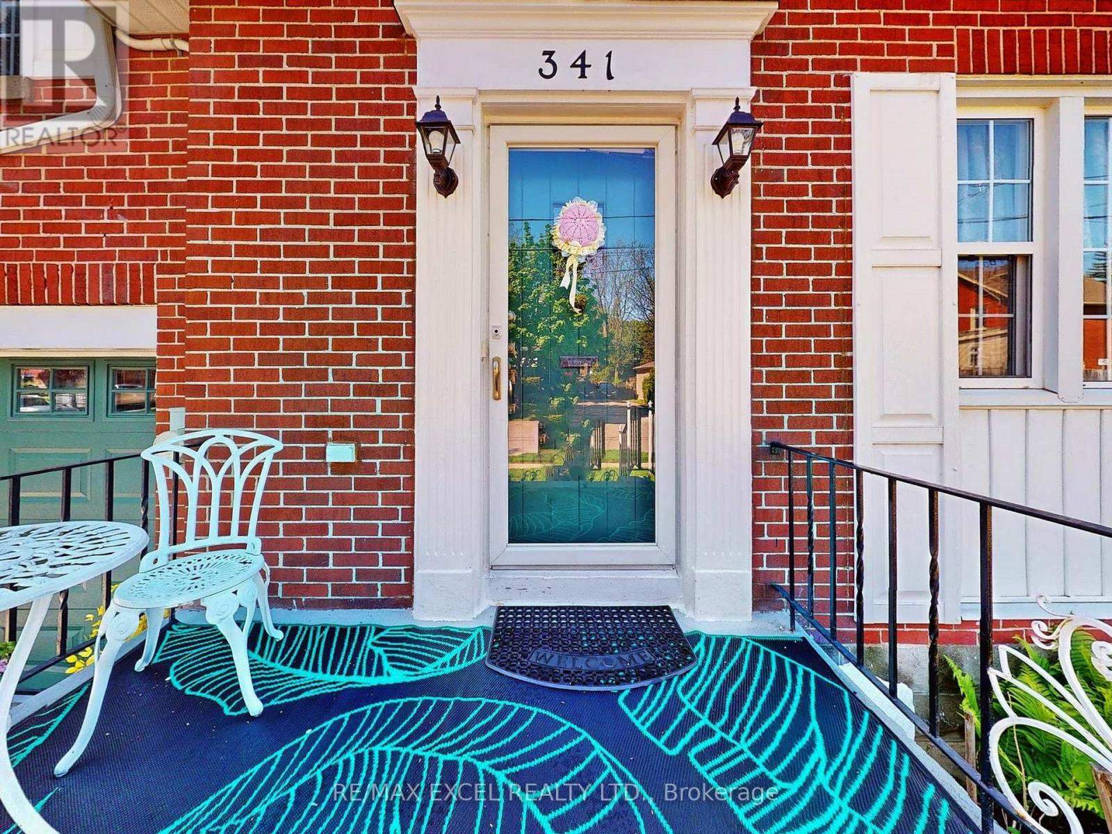 












341 RICHMOND STREET

,
Oshawa (O'Neill),




Ontario
L1G1E8

