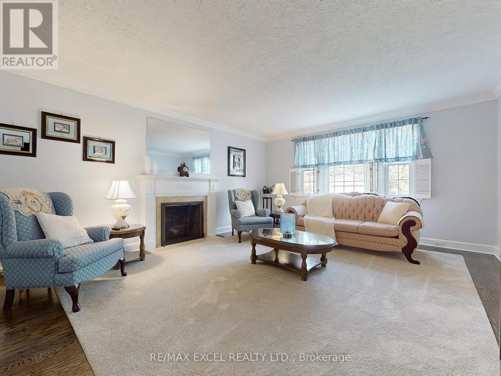 












341 RICHMOND STREET

,
Oshawa (O'Neill),




Ontario
L1G1E8

