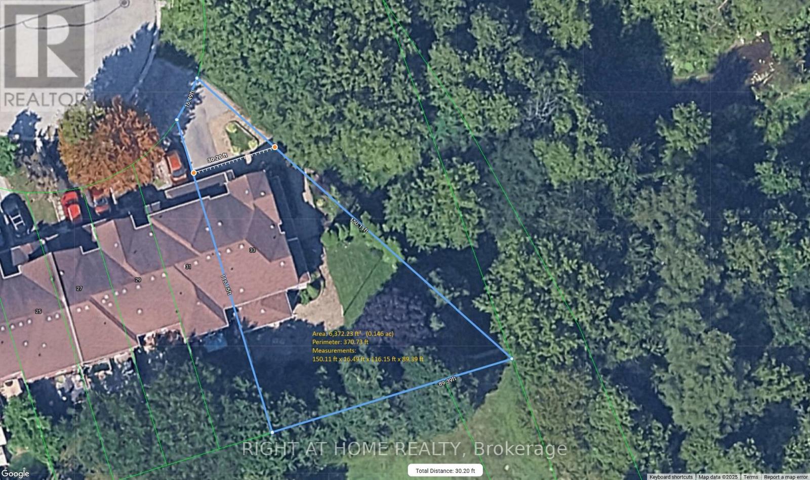 












33 THREADGOLD COURT

,
Whitby (Lynde Creek),




Ontario
L1P1L9


