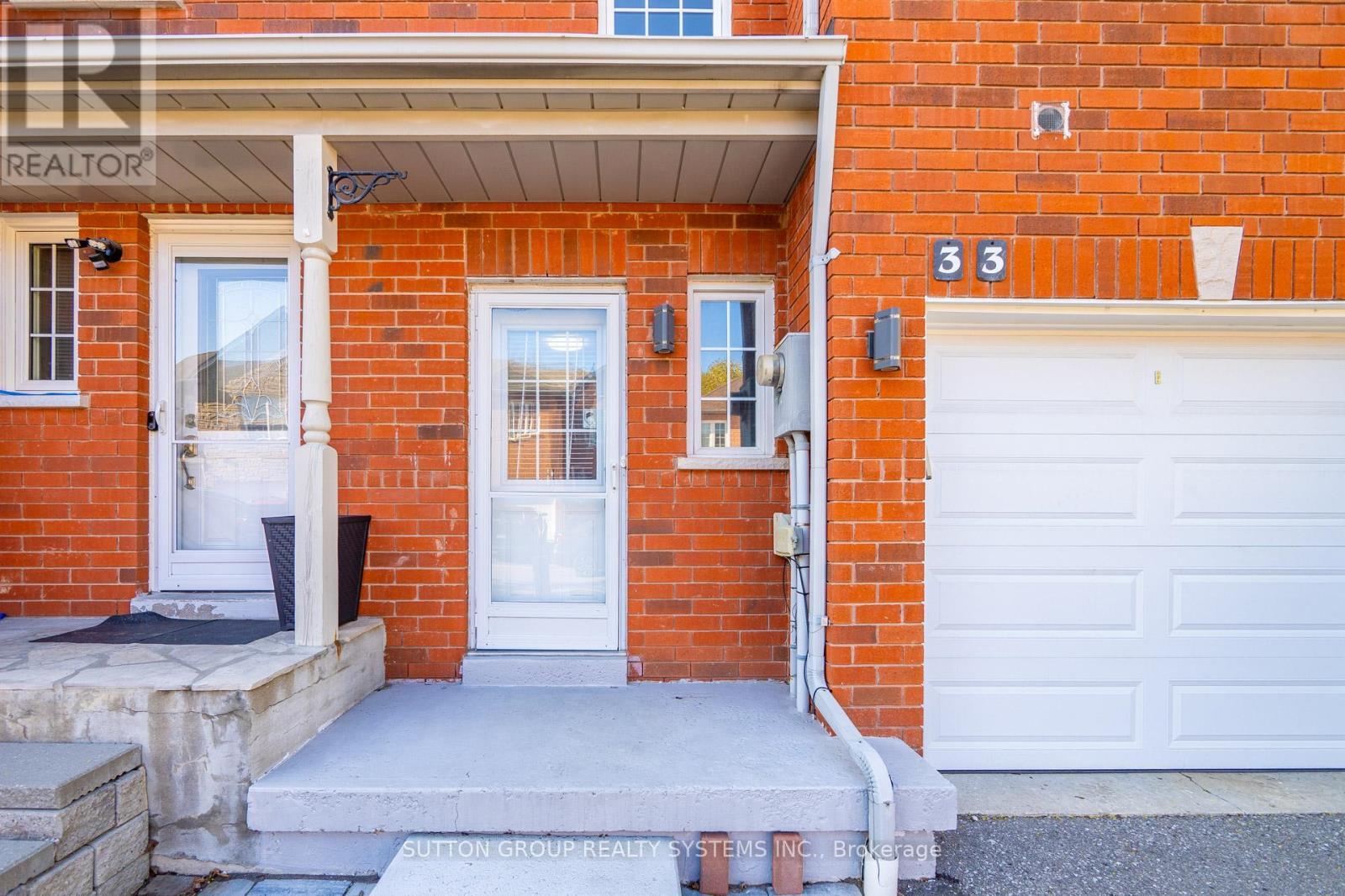 












33 - 1995 PINE GROVE AVENUE

,
Pickering (Highbush),




Ontario
L1V6W4

