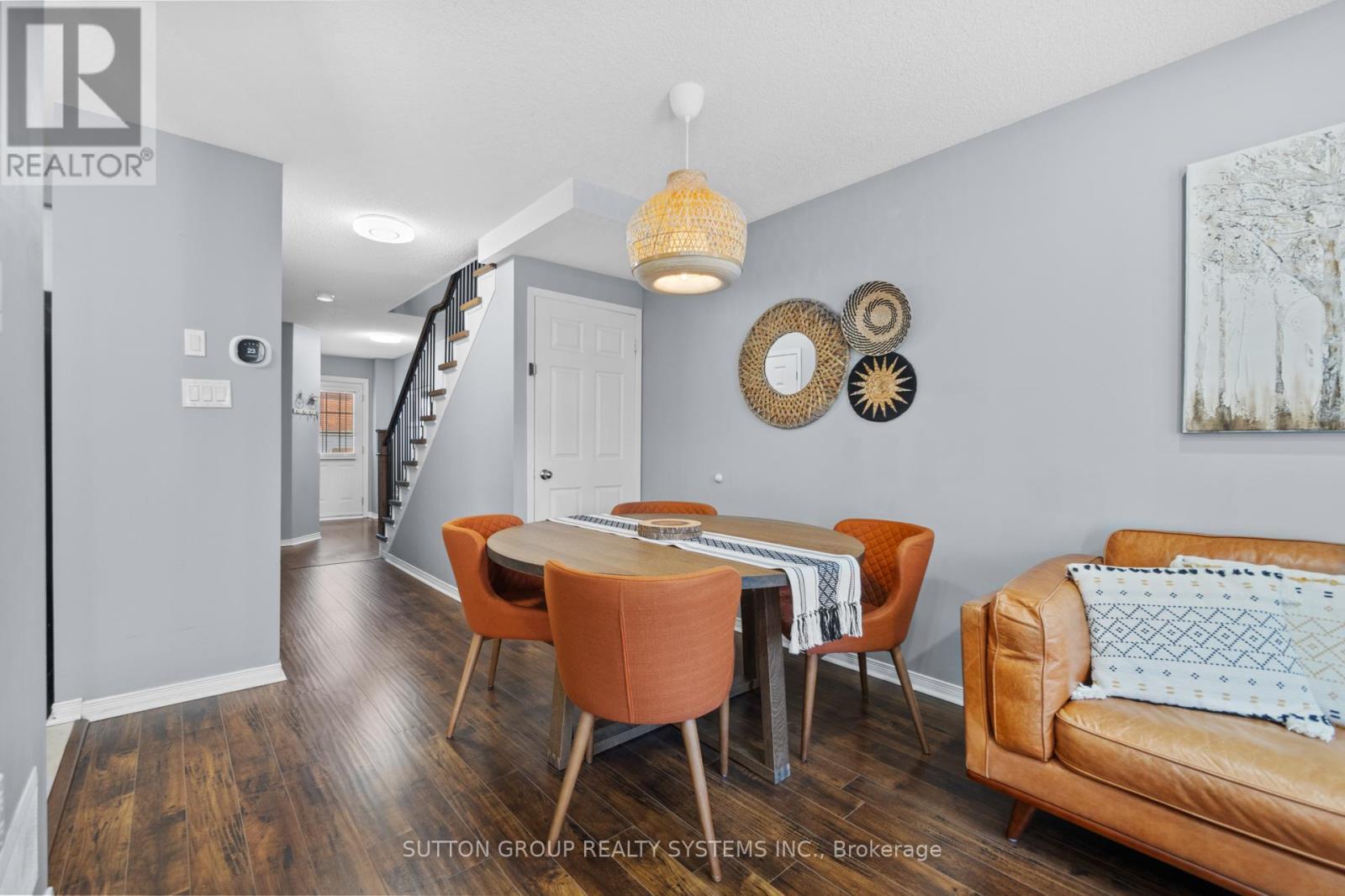 












33 - 1995 PINE GROVE AVENUE

,
Pickering (Highbush),




Ontario
L1V6W4

