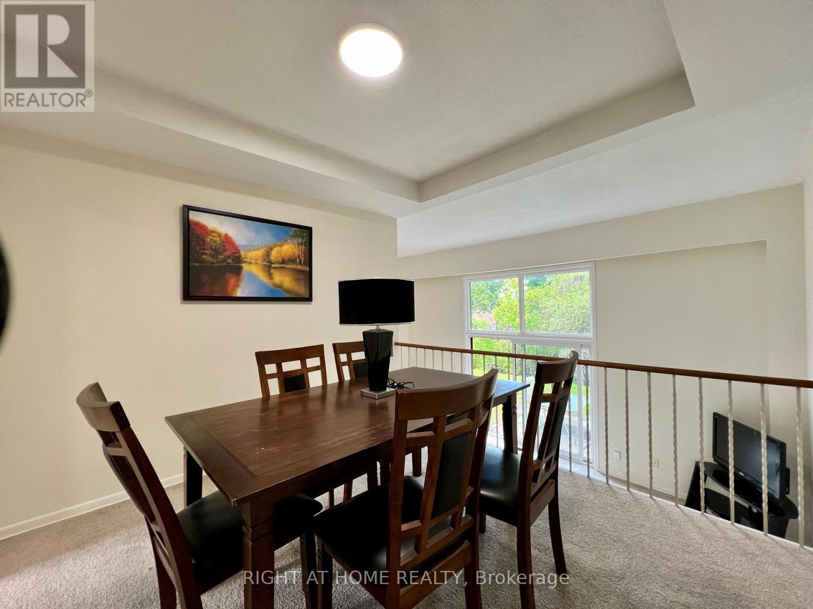 












43 - 286 SPRUCEWOOD COURT

,
Toronto (L'Amoreaux),




Ontario
M1W1P9


