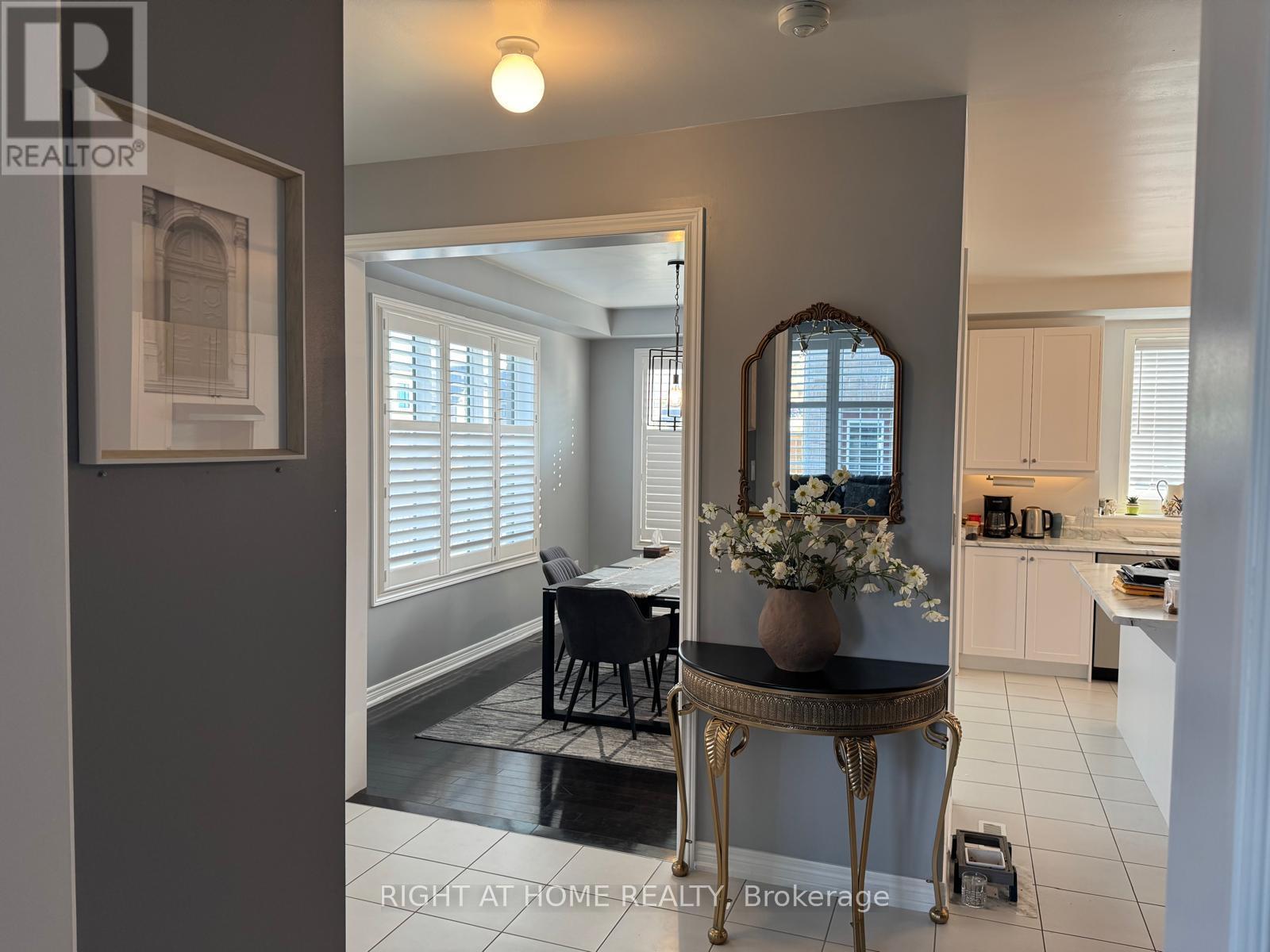 












184 CORONATION ROAD

,
Whitby,




Ontario
L1P0H5

