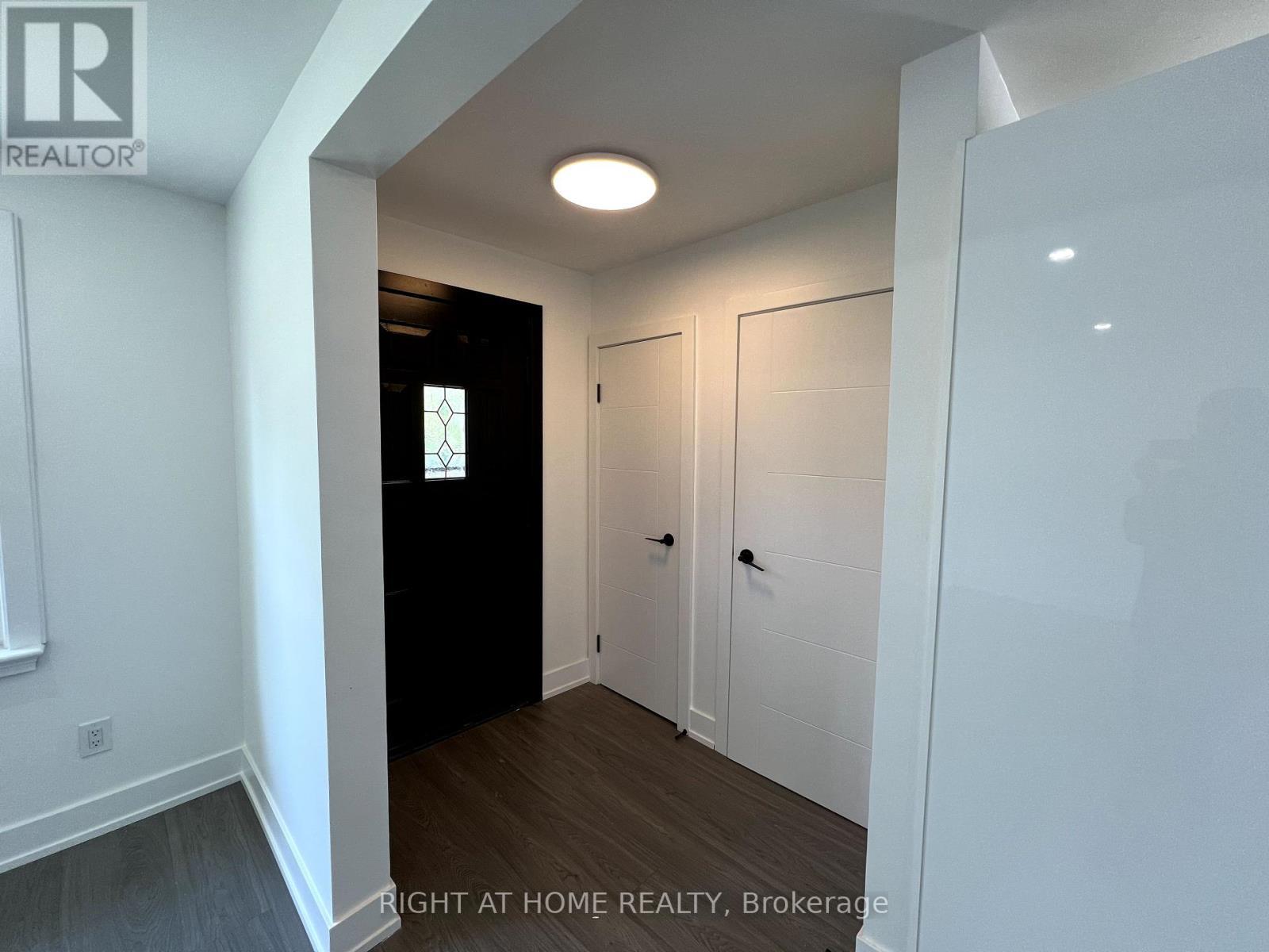 












75 PONTIAC AVENUE

,
Oshawa (Centennial),




Ontario
L1G3M1

