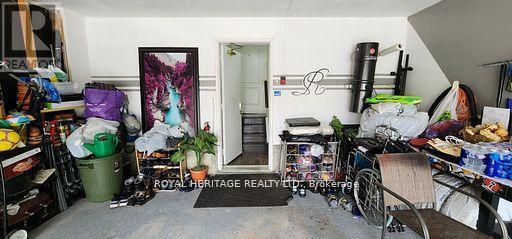 












BSMT - 40 BROCKMAN CRESCENT

,
Ajax (Central West),




Ontario
L1T4B3

