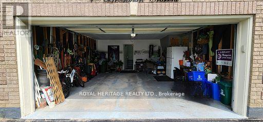 












BSMT - 40 BROCKMAN CRESCENT

,
Ajax (Central West),




Ontario
L1T4B3

