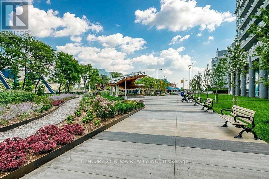 












711 - 60 TOWN CENTRE COURT

,
Toronto (Bendale),




Ontario
M1P0B1

