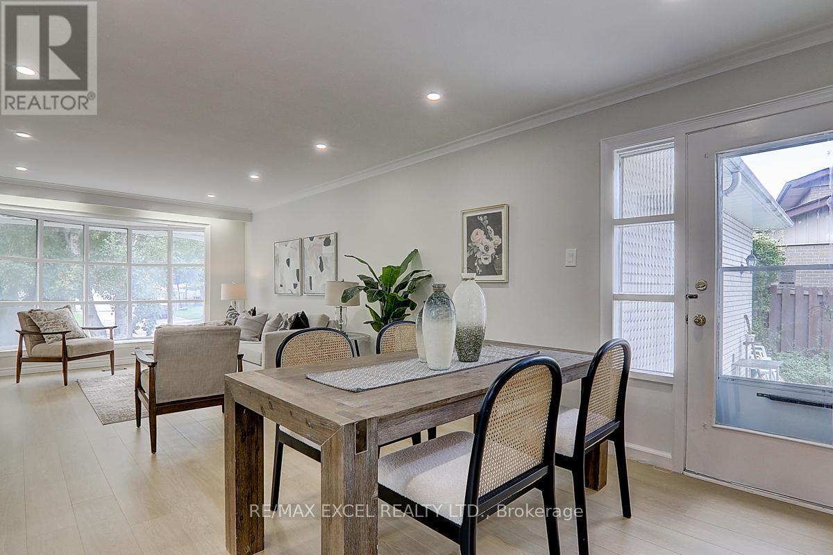












121 AMBERJACK BOULEVARD

,
Toronto (Woburn),




Ontario
M1H2J6

