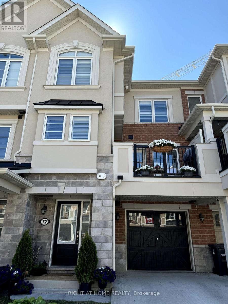 












72 AYERS CRESCENT

,
Toronto (Clairlea-Birchmount),




Ontario
M1L0C4

