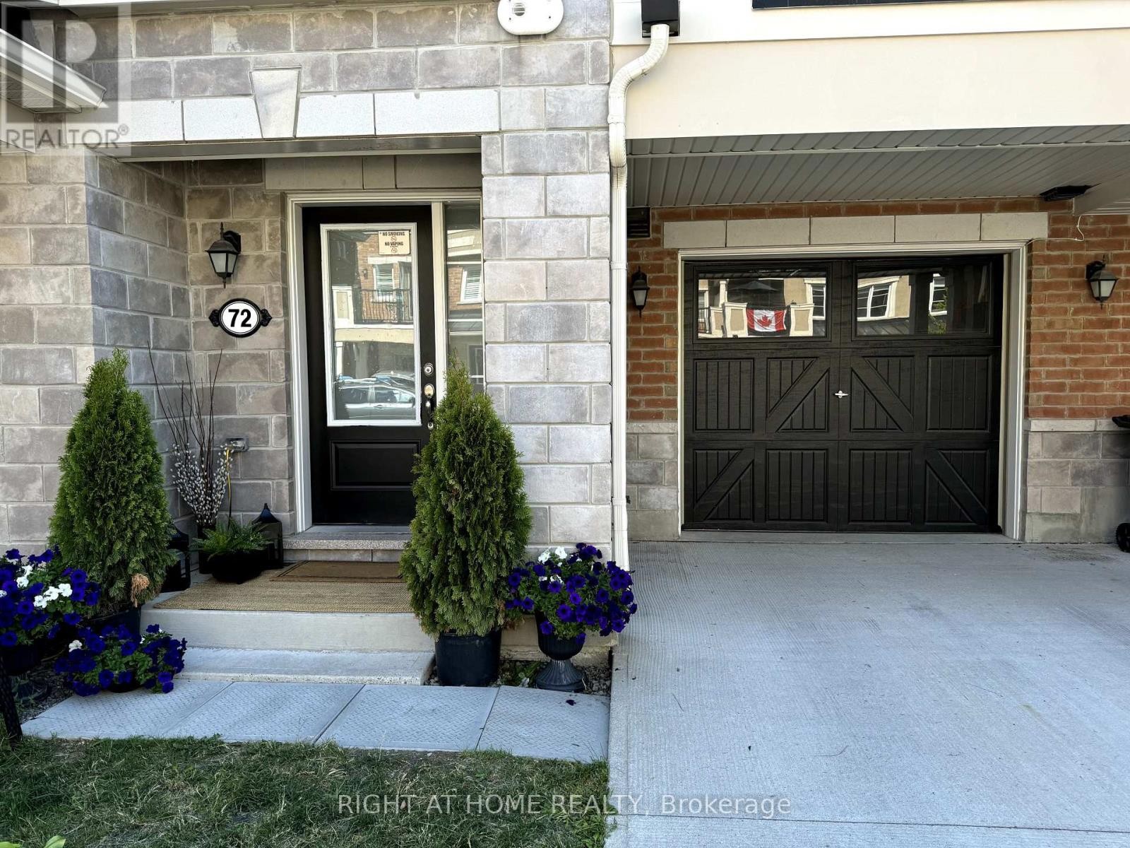 












72 AYERS CRESCENT

,
Toronto (Clairlea-Birchmount),




Ontario
M1L0C4

