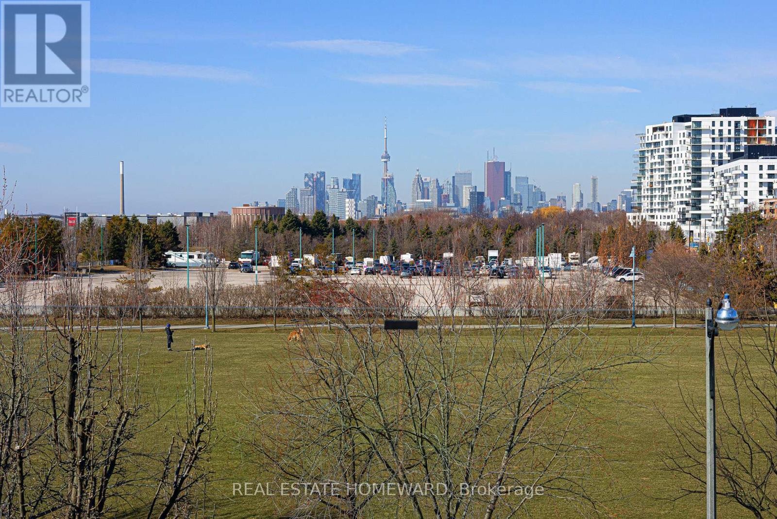 












83 NORTHERN DANCER BOULEVARD

,
Toronto (The Beaches),




Ontario
M4L3Z8

