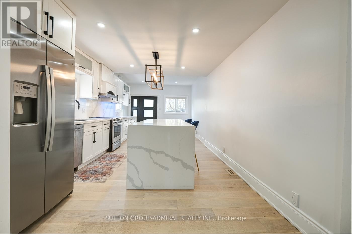 












MAIN & 2ND FLOOR - 70 CARLAW AVENUE

,
Toronto (South Riverdale),




Ontario
M4M2R7

