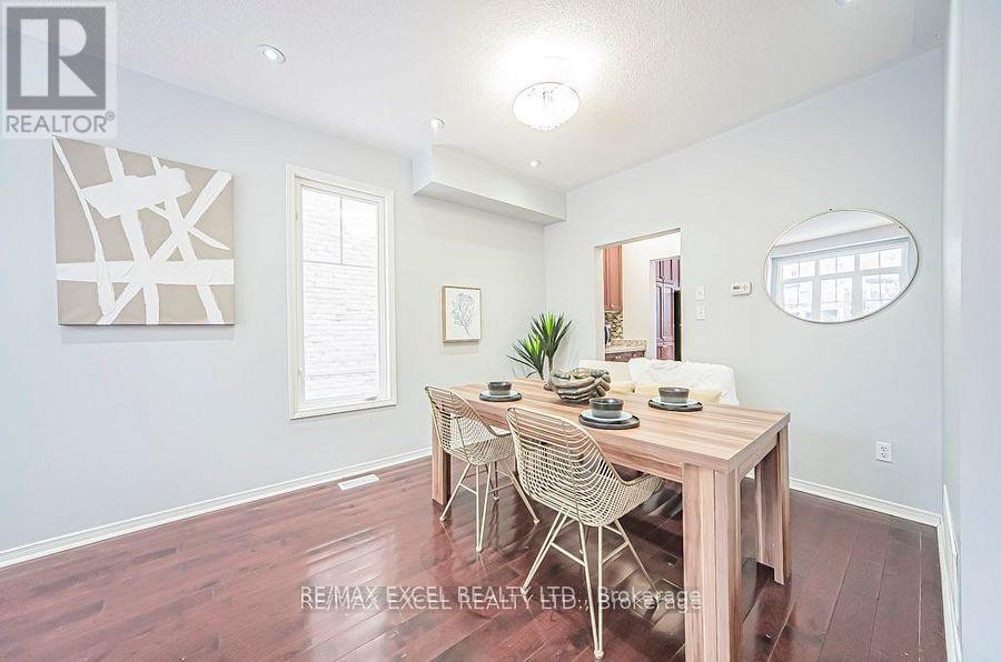 












3 HEADON AVENUE

,
Ajax (Central East),




Ontario
L1Z1R4

