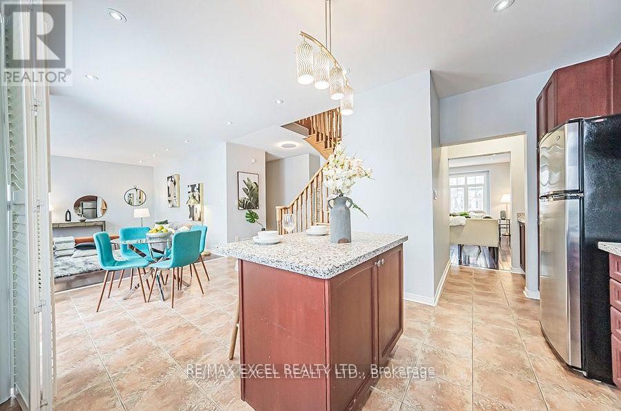 












3 HEADON AVENUE

,
Ajax (Central East),




Ontario
L1Z1R4

