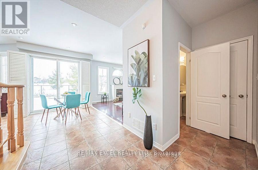 












3 HEADON AVENUE

,
Ajax (Central East),




Ontario
L1Z1R4

