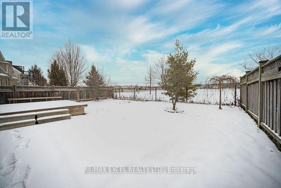 












3 HEADON AVENUE

,
Ajax (Central East),




Ontario
L1Z1R4

