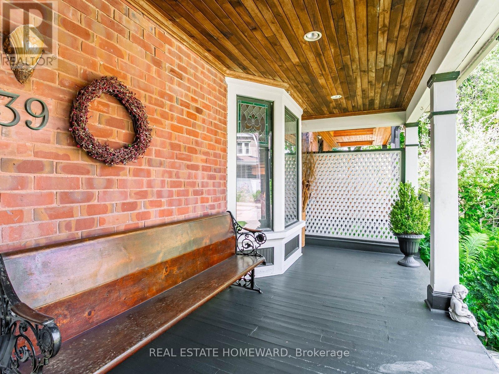 












39 WOLFREY AVENUE

,
Toronto (North Riverdale),




Ontario
M4K1K9

