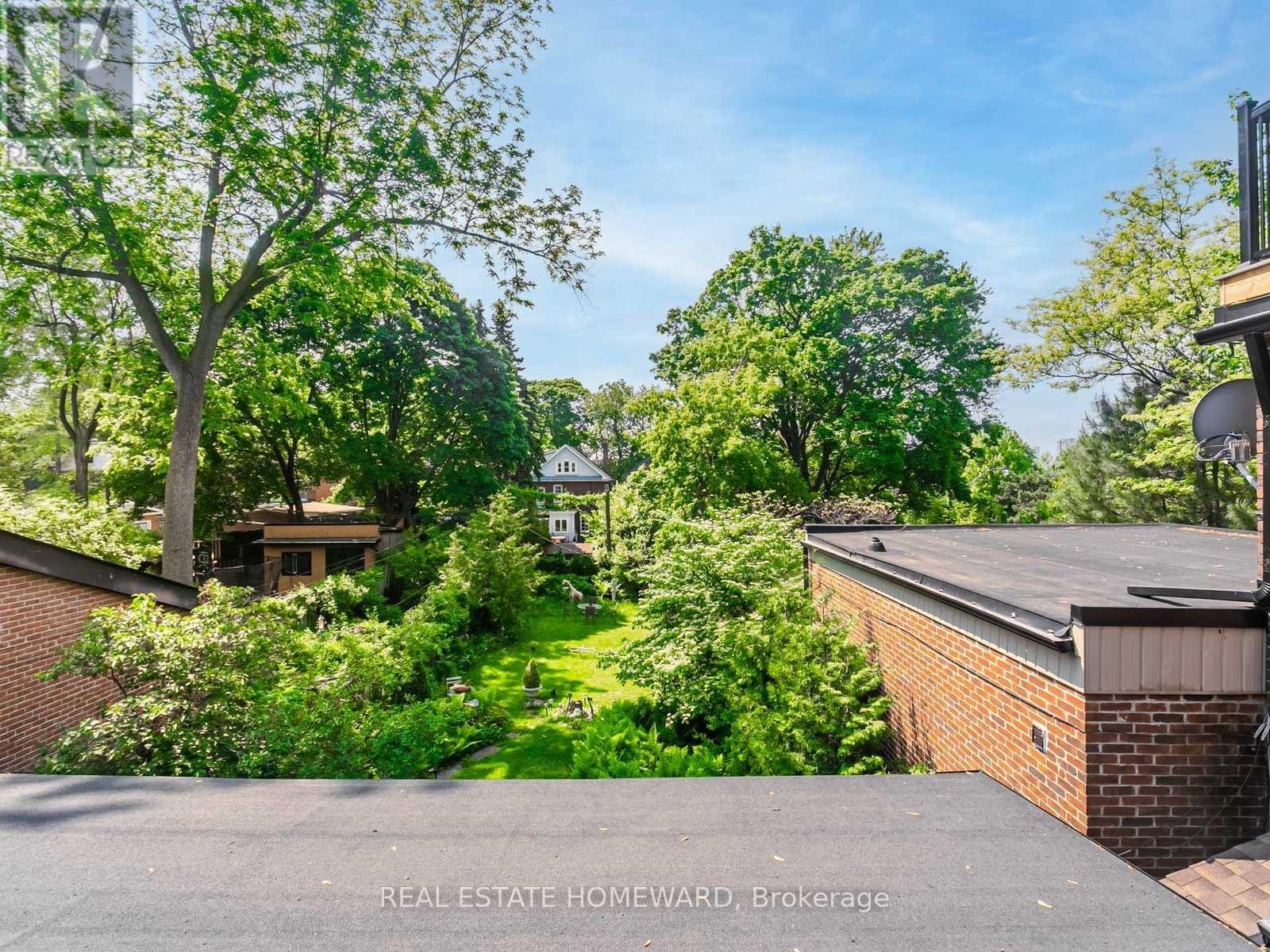












39 WOLFREY AVENUE

,
Toronto (North Riverdale),




Ontario
M4K1K9

