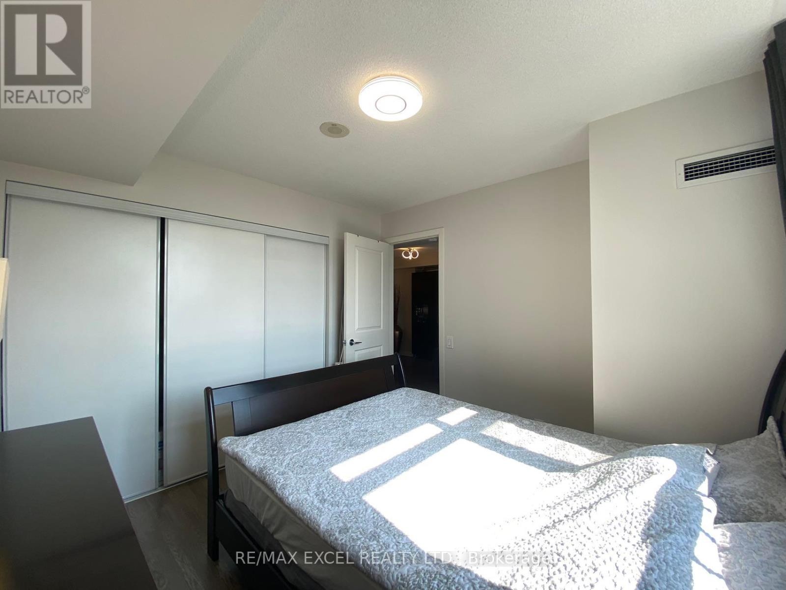 












809 - 190 BOROUGH DRIVE

,
Toronto (Bendale),




Ontario
M1P0B6

