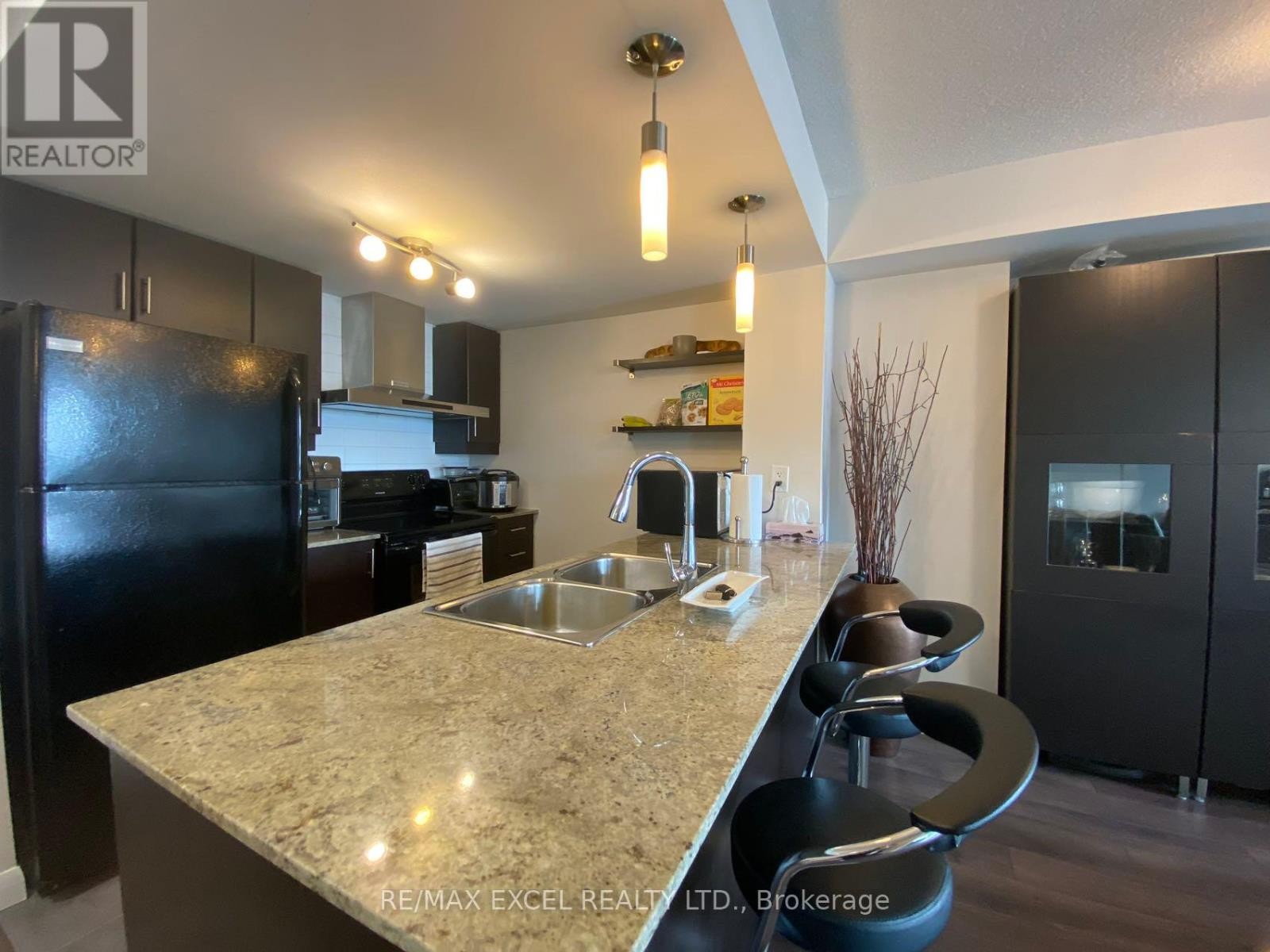 












809 - 190 BOROUGH DRIVE

,
Toronto (Bendale),




Ontario
M1P0B6

