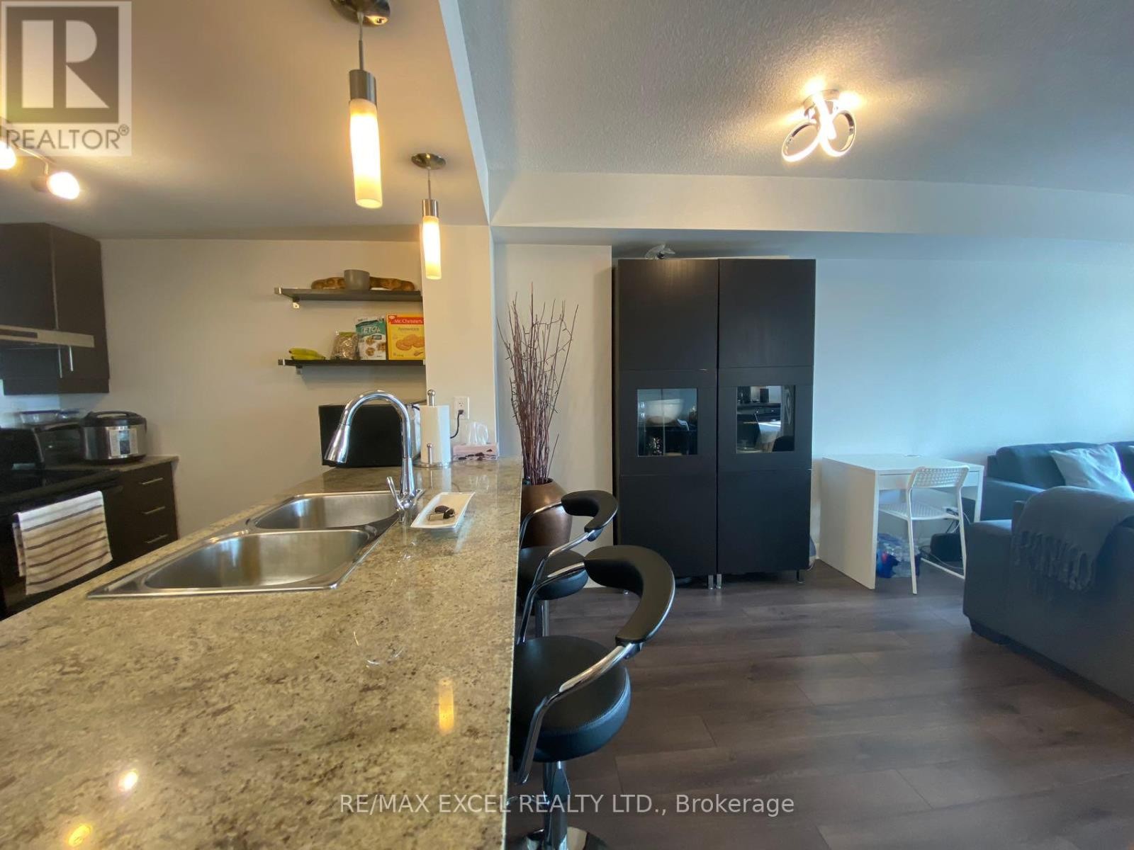 












809 - 190 BOROUGH DRIVE

,
Toronto (Bendale),




Ontario
M1P0B6

