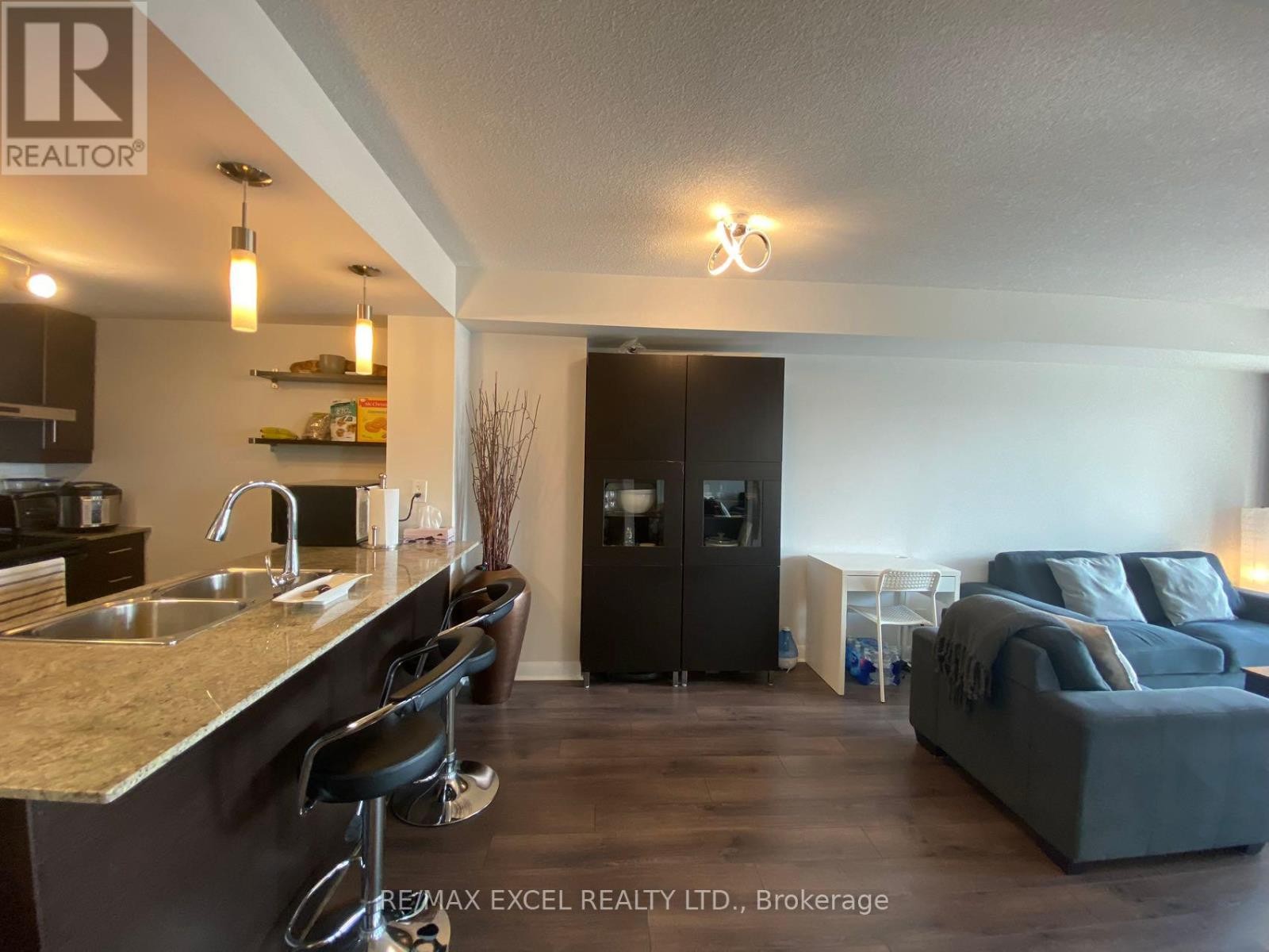 












809 - 190 BOROUGH DRIVE

,
Toronto (Bendale),




Ontario
M1P0B6

