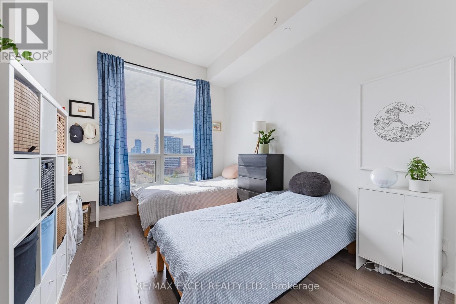 












907 - 3121 SHEPPARD AVENUE E

,
Toronto (Tam O'Shanter-Sullivan),




Ontario
M1T0B6

