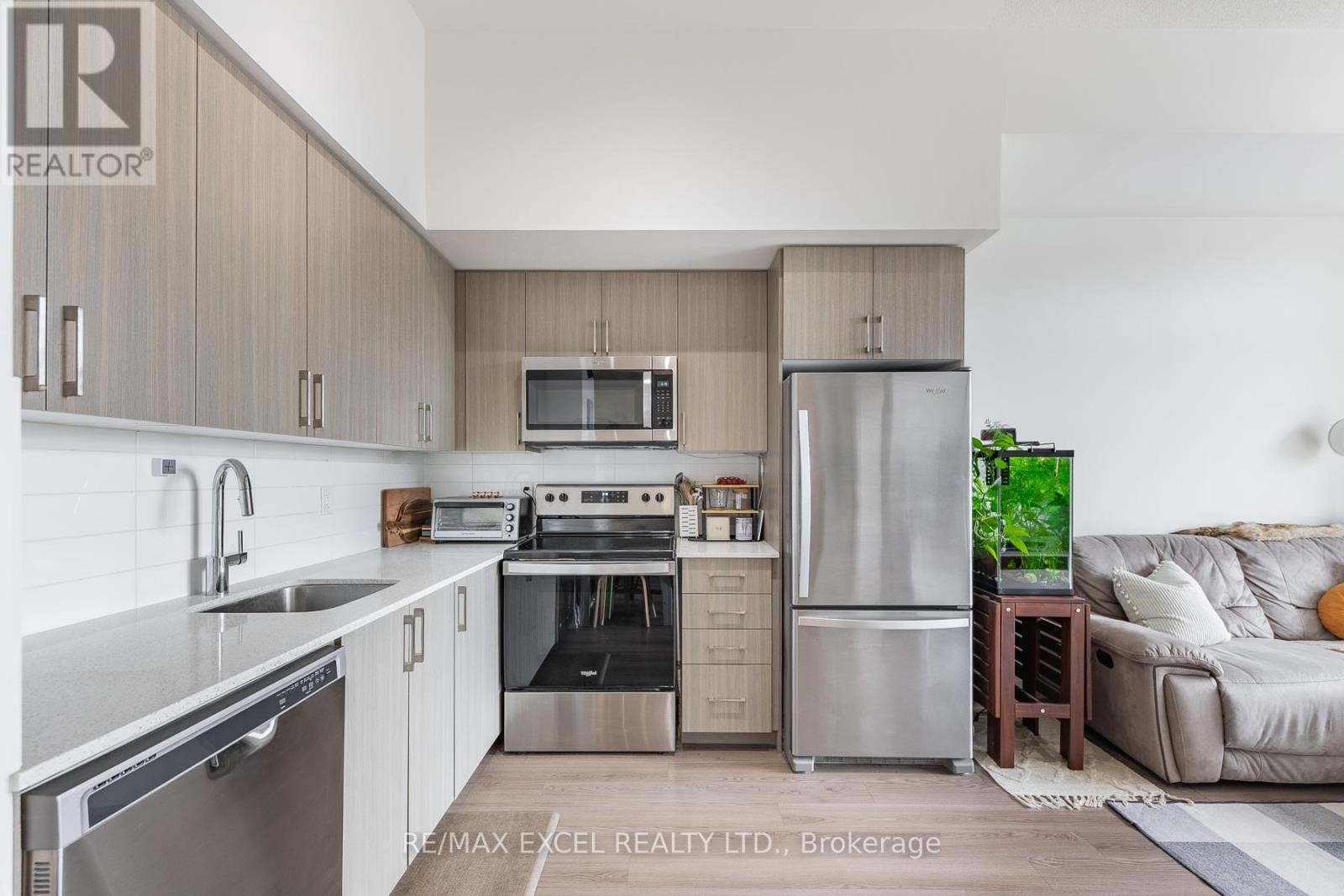 












907 - 3121 SHEPPARD AVENUE E

,
Toronto (Tam O'Shanter-Sullivan),




Ontario
M1T0B6

