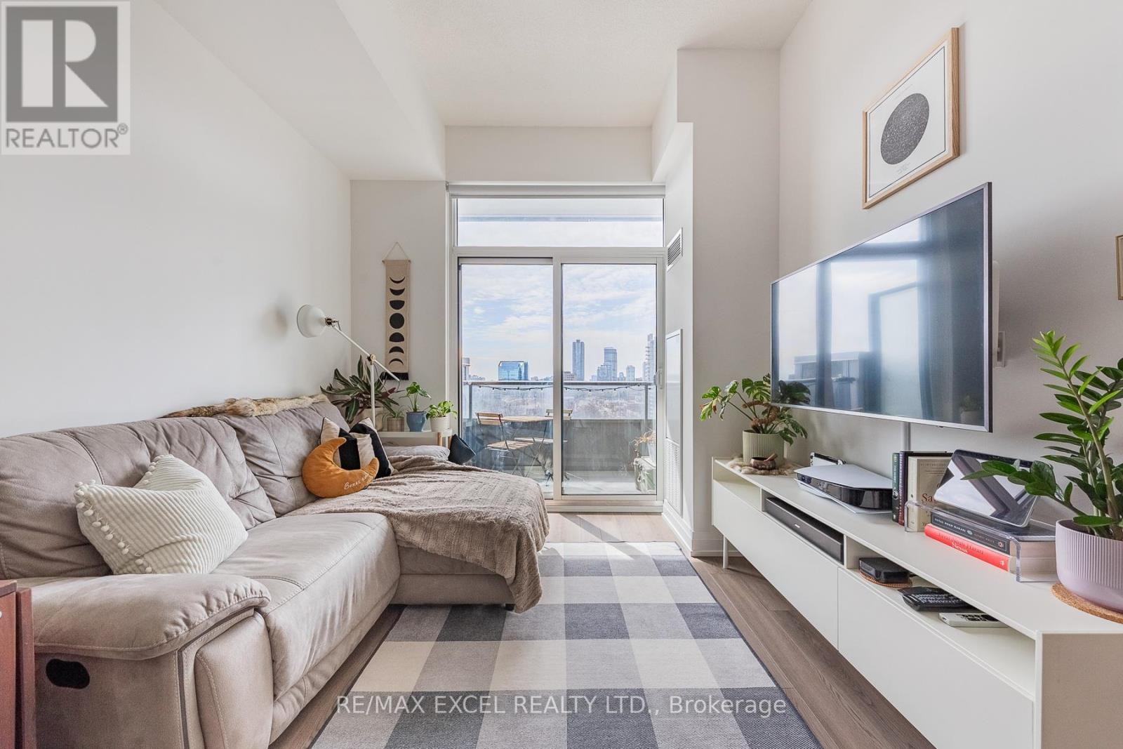 












907 - 3121 SHEPPARD AVENUE E

,
Toronto (Tam O'Shanter-Sullivan),




Ontario
M1T0B6

