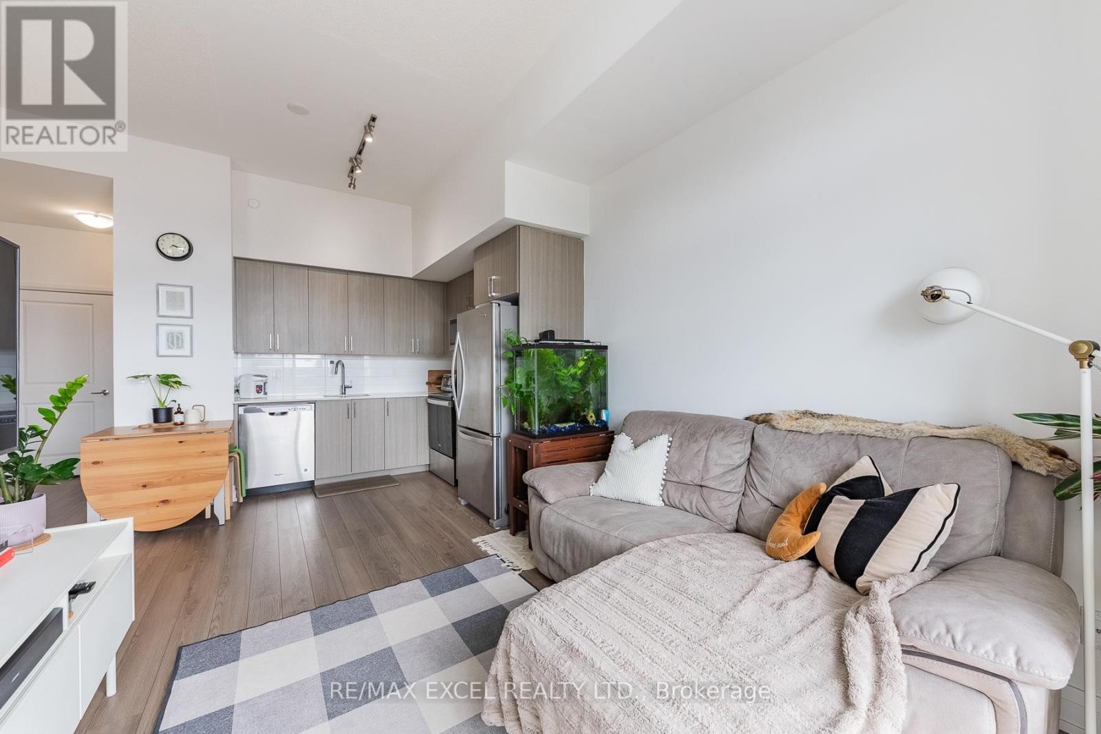 












907 - 3121 SHEPPARD AVENUE E

,
Toronto (Tam O'Shanter-Sullivan),




Ontario
M1T0B6

